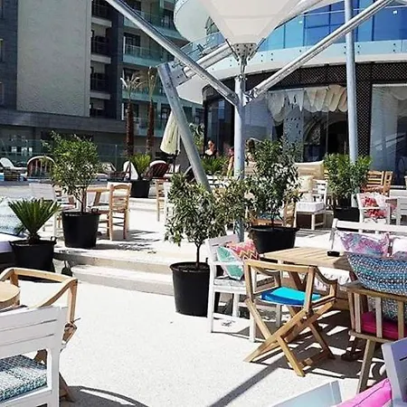 Aparthotel Mario Beachside Summerland Mamaia